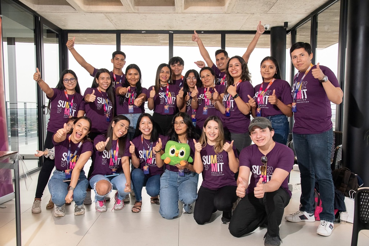 Comunidad de estudiantes y voluntarios